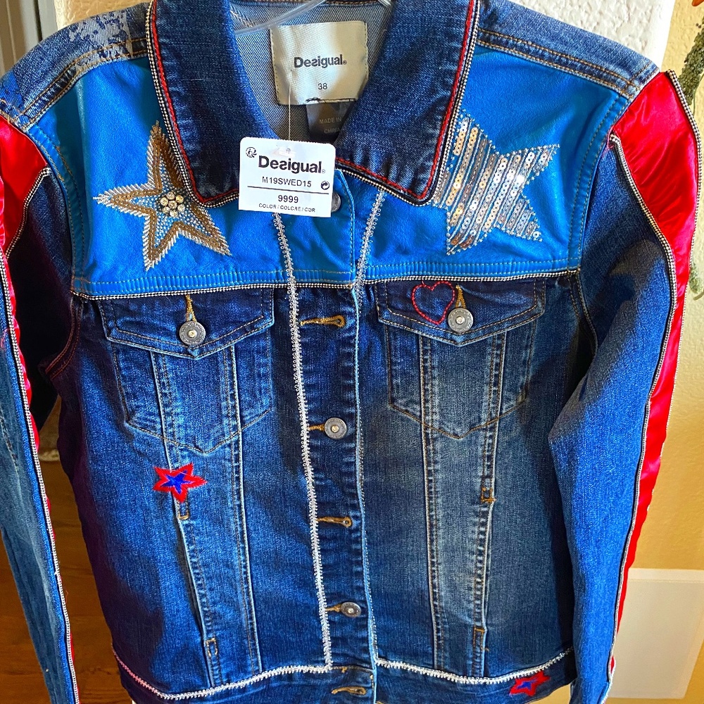 Women’s Roller Beach Feature Back Denim Jacket Size 38/US 4
